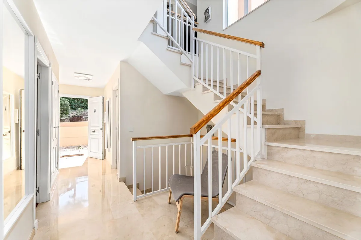 c3ea7e75-e404-4ade-8d99-5845fca5d5af