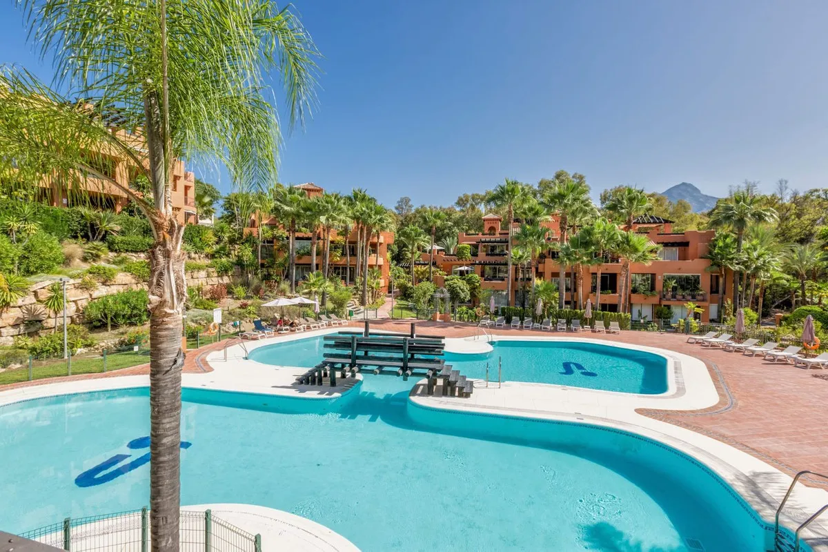 4c2e3d6f-3da7-484f-bf75-0d4b0ae430e7