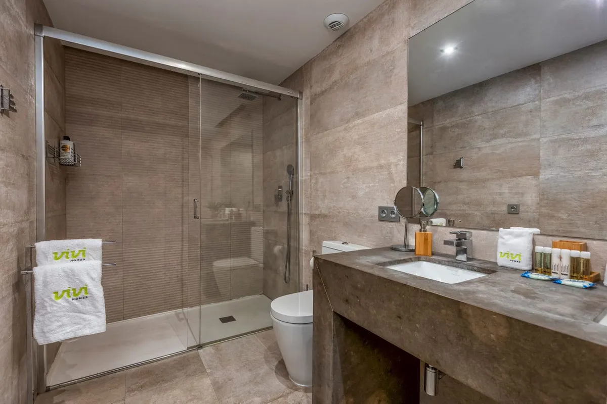 d8e56ae4-15db-4140-a0f3-da137510f546