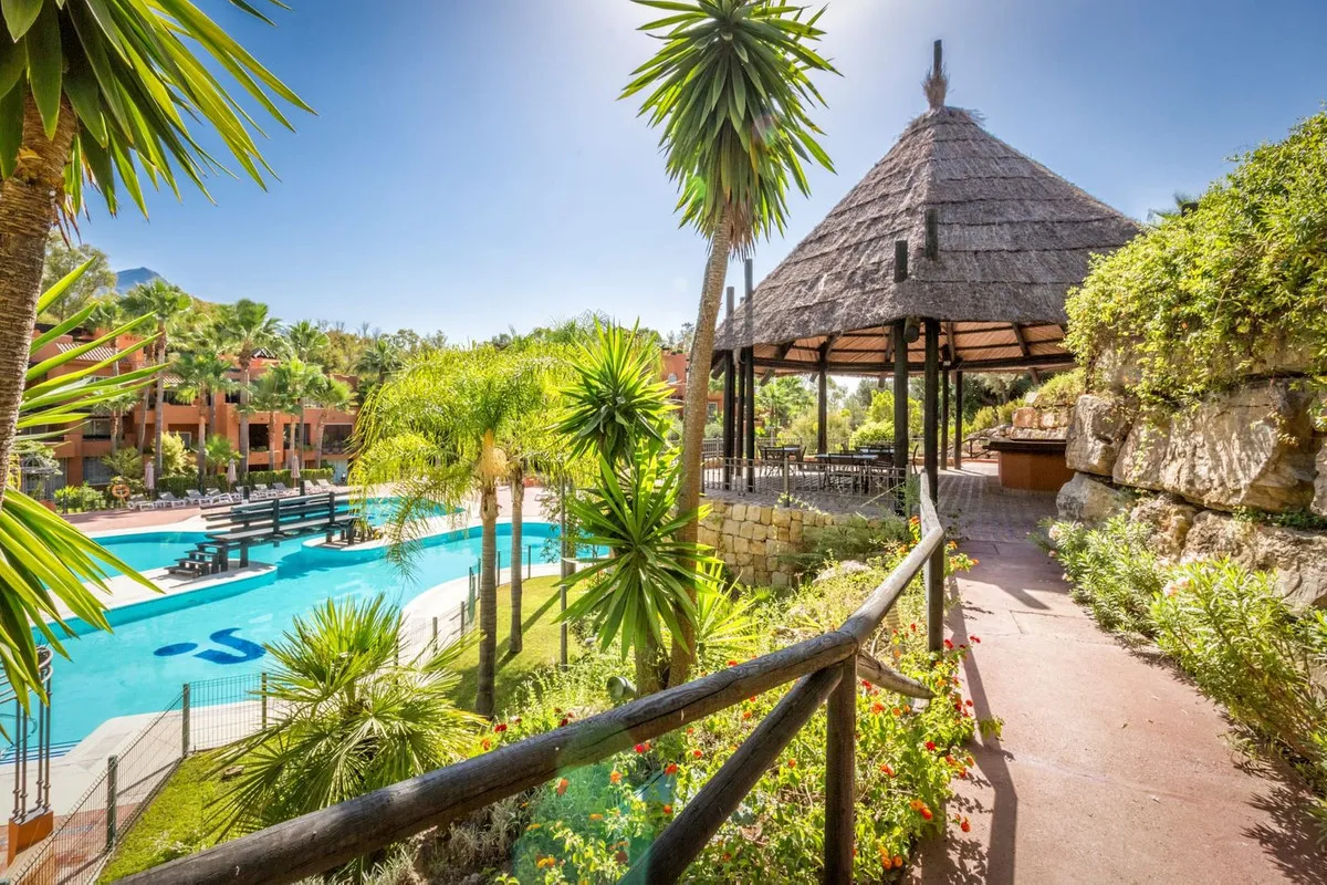 f39f210e-3009-4f7c-a144-bf6f7b01f08a