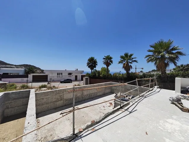 b23ff6a4-d8fa-42c1-8f2e-efdf61f72cb9