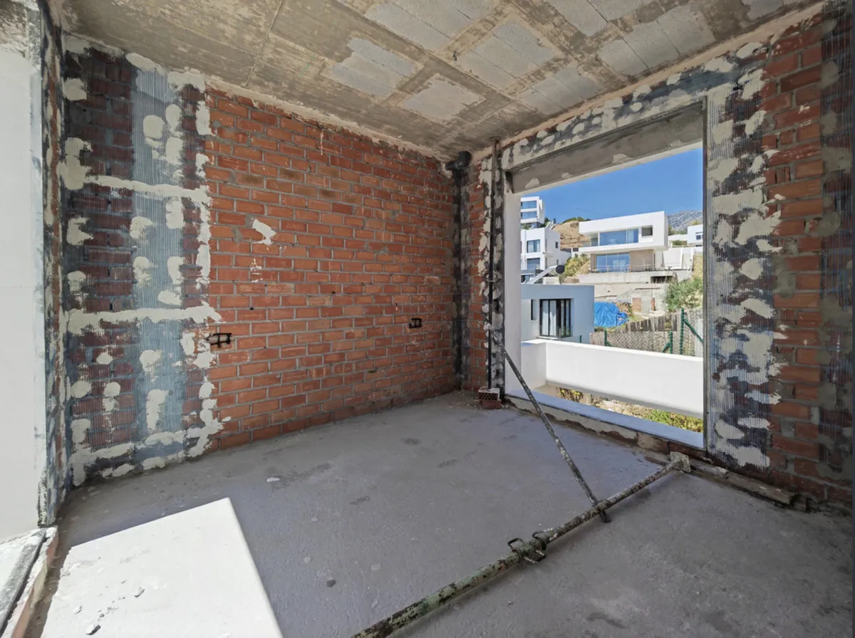 c667ba31-343b-46e9-8edd-caf98f566069