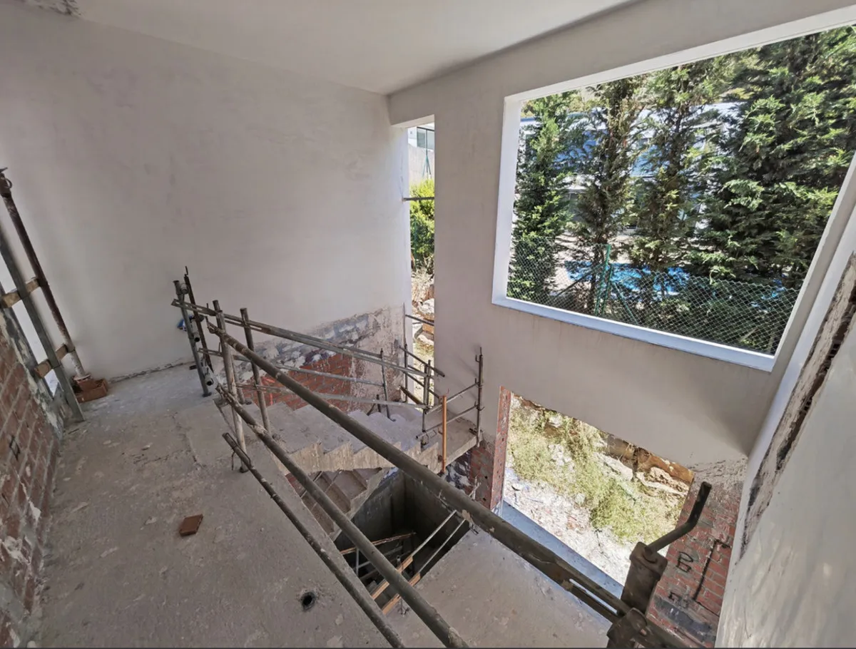 ea83acf9-2bee-4bf7-bd04-a7e3c878a602