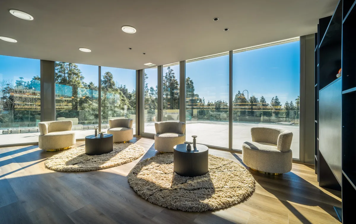 6176a79a-29aa-4839-9aaa-1a2bfbaa62c3