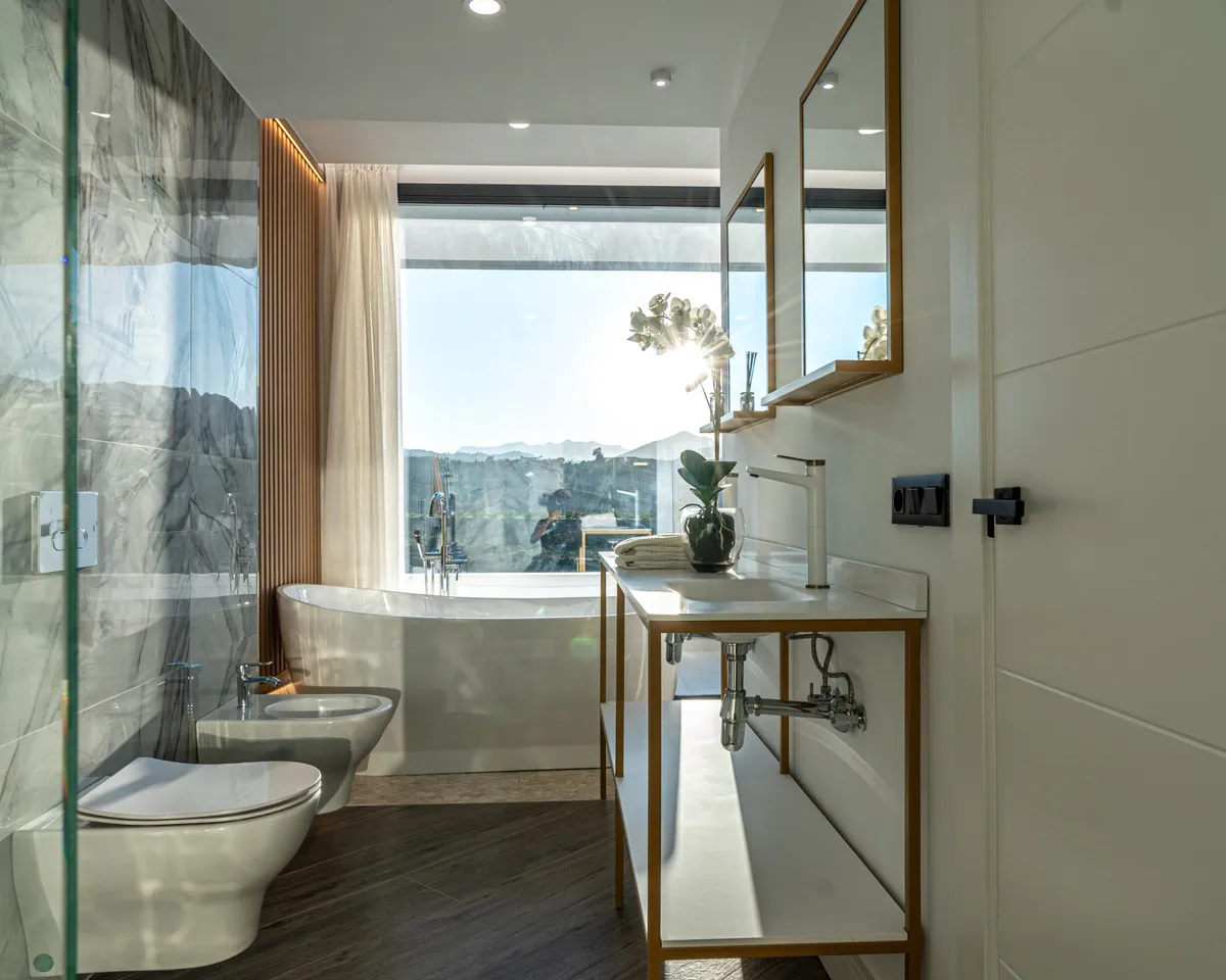 6199d7e4-2646-4235-9d57-33e4376245da