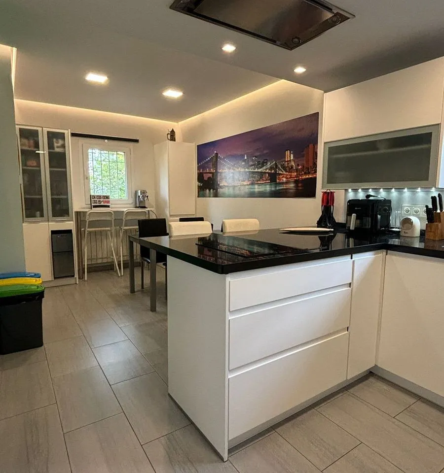 d0595dd8-818a-4dda-ae05-cac89a051613