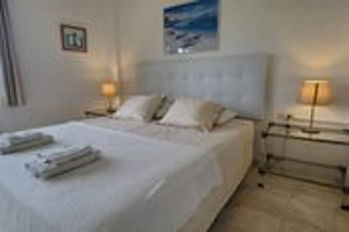 99196cce-8af9-4c0e-b0f6-414156094e84