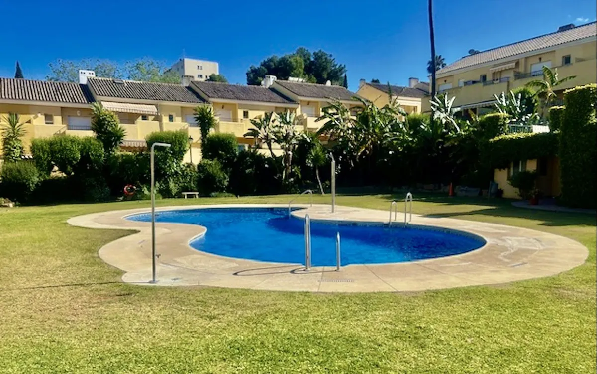 4e06fbe4-970d-493a-bb71-9bb625089024