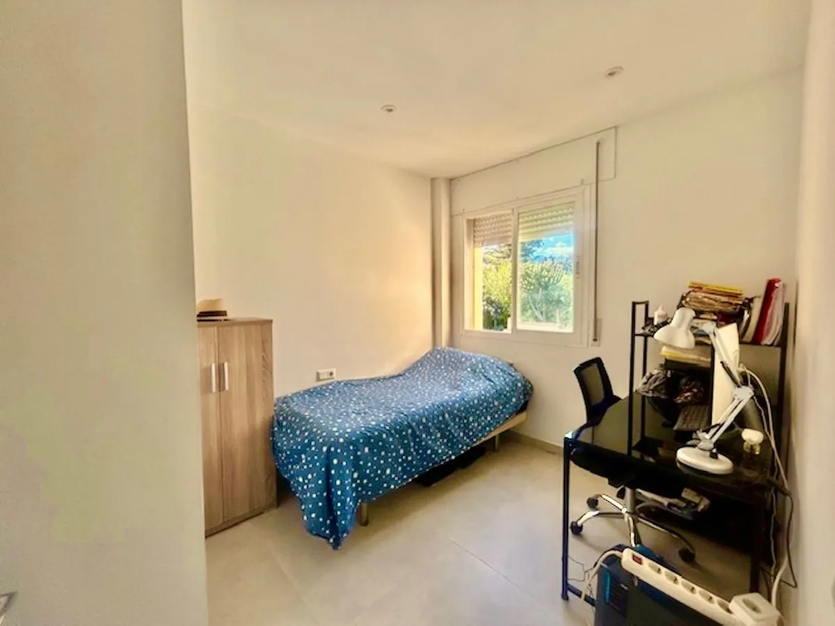 a97c9e0c-ed83-461a-95a1-b985fc1616bd