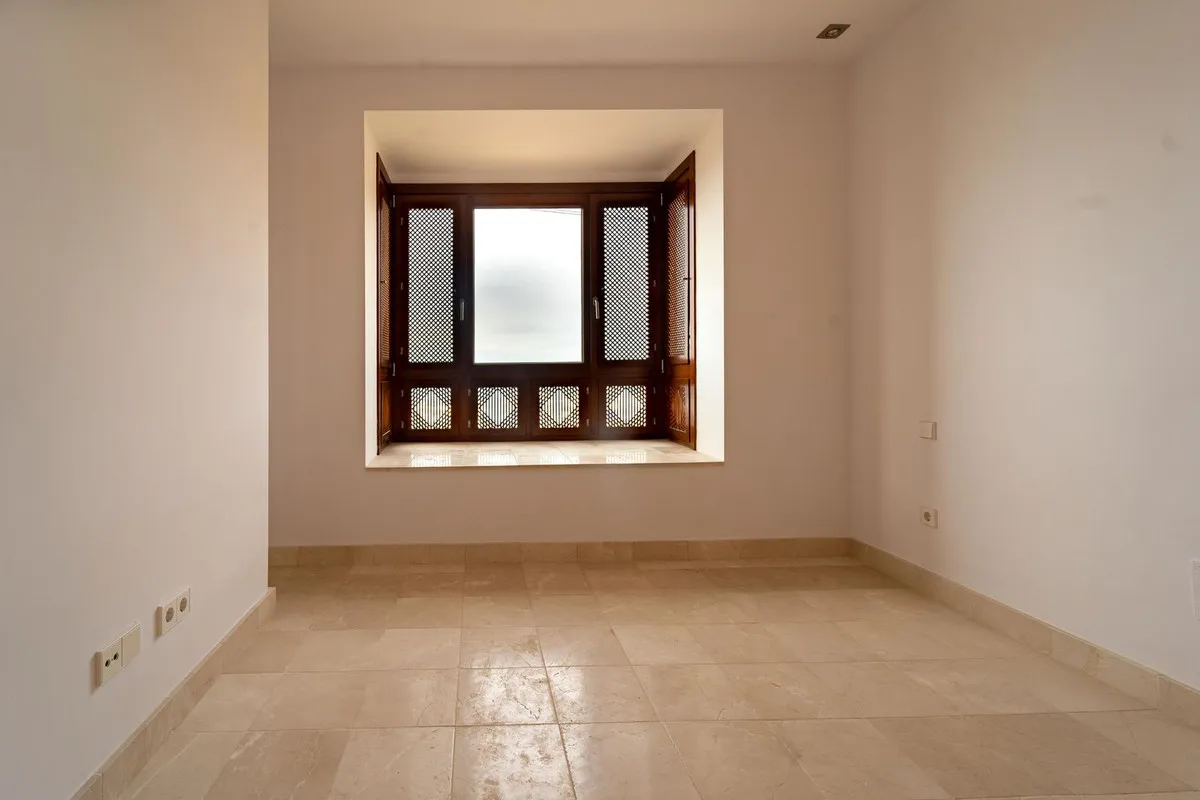 21d8afe5-3abc-43c8-bc23-c1356afe6fe1