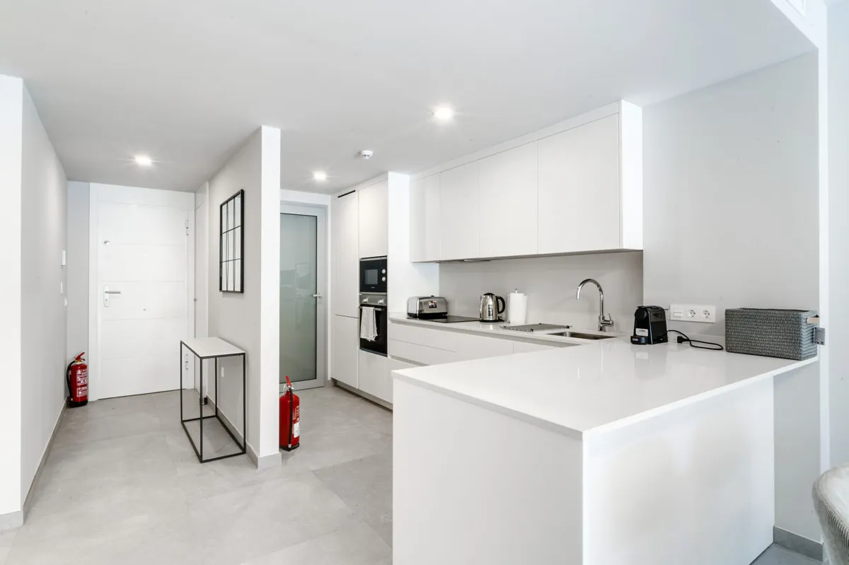 5c715b10-83ab-4b5f-987e-160a2e8b027d