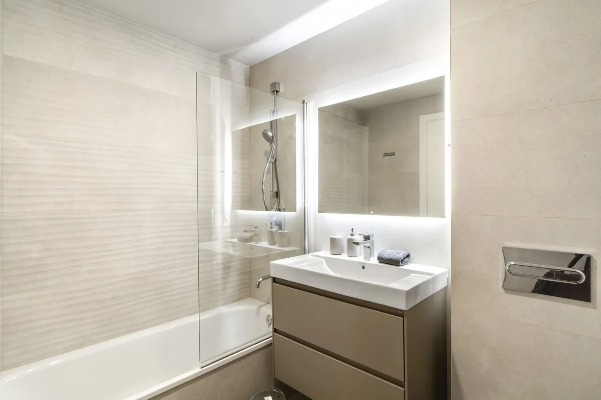 861ed553-3b65-4bd3-a0ac-bd347428bd11