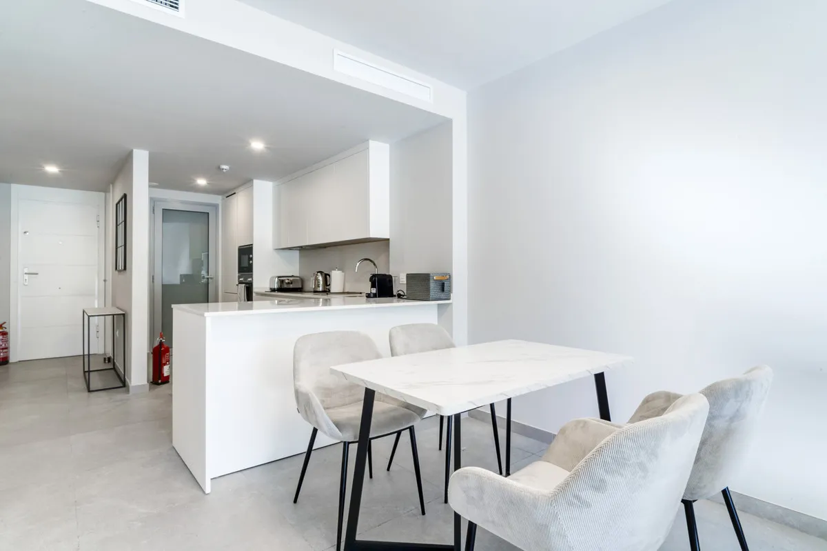 b0be6e8f-1a13-4387-8153-dfa6f0bb23f3