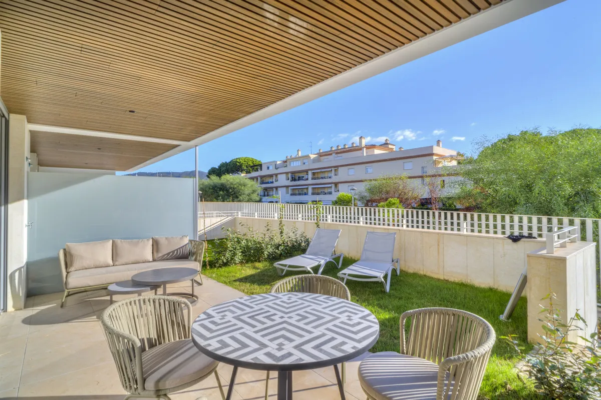 e27fcba4-eed1-4b19-9833-1f37293e2c02