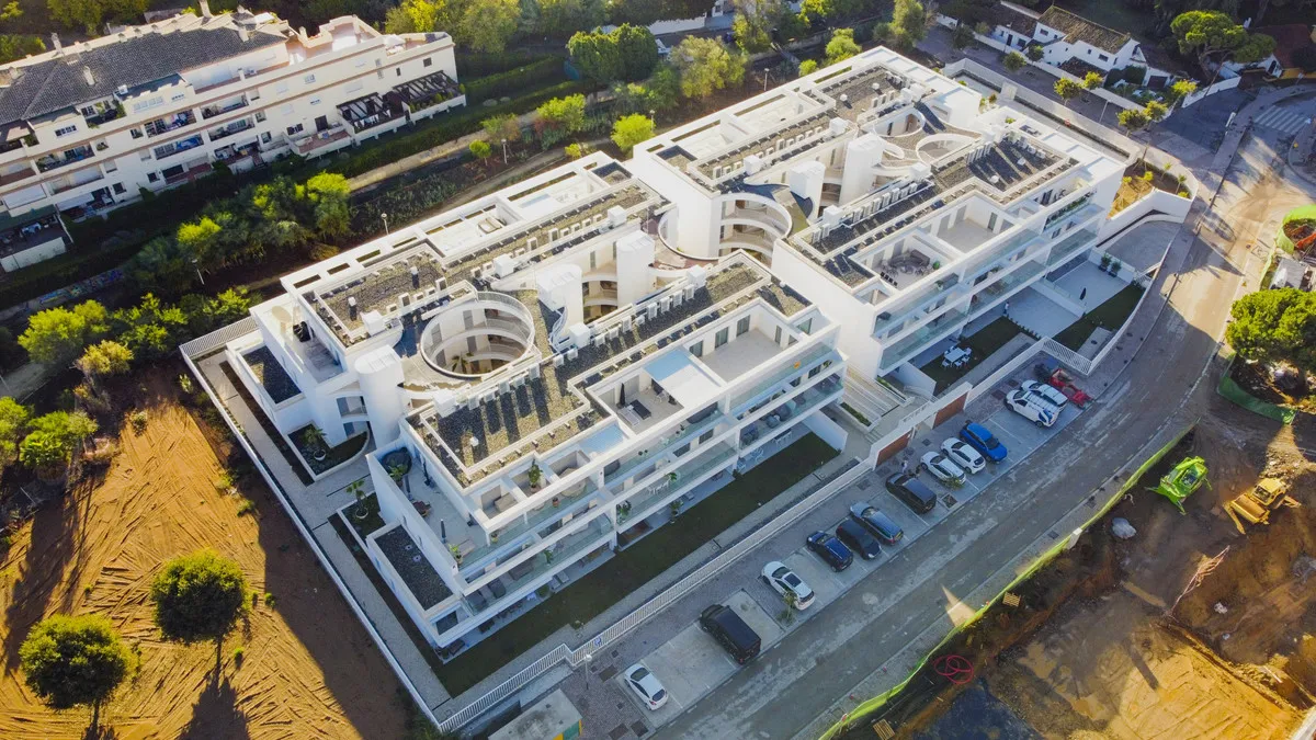 eb7cacfc-0325-45fd-a467-3b9d8f30e098