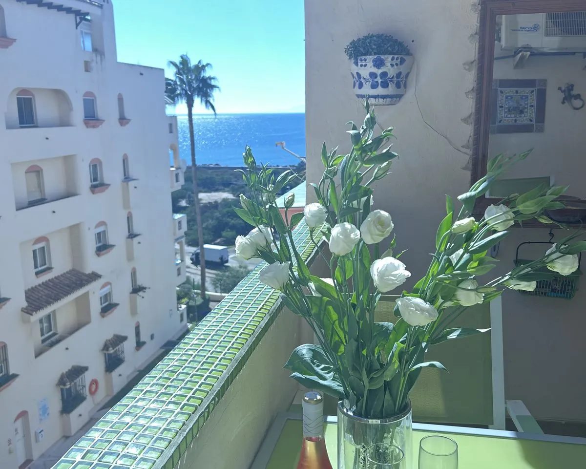 0f3fcc3b-fe43-4279-8cb6-2aad97e663ba