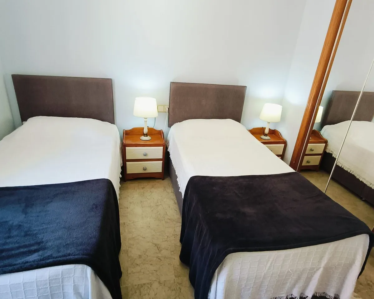 32862758-7a55-4b4f-bf6a-220da7b47451