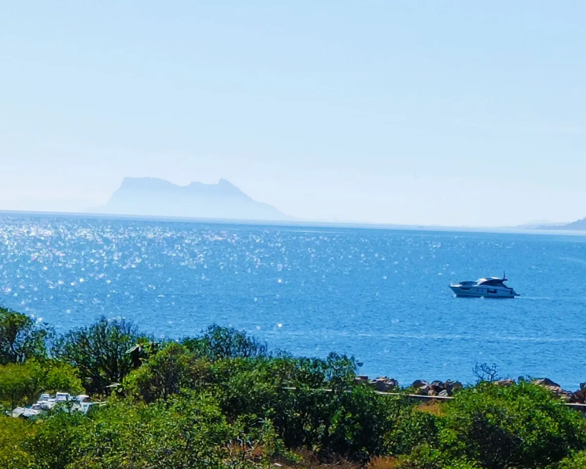 3d67c7d6-18f6-4352-a0cb-7b946570d78b