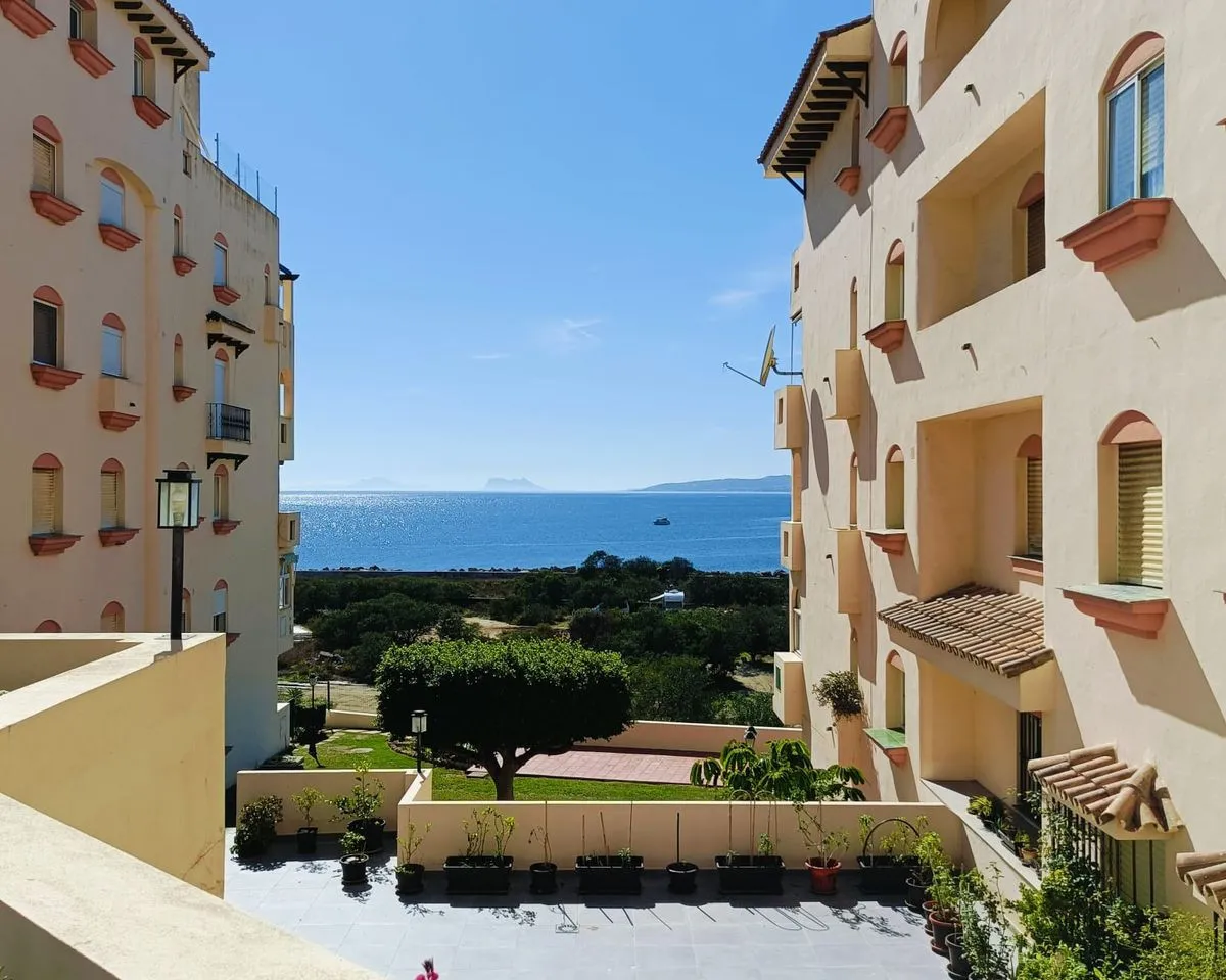 b0dca488-3849-4d39-9c2a-a75a74bce745