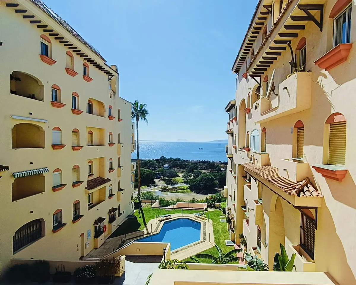 f9636a54-c865-456d-8960-ce9704a1cdcd