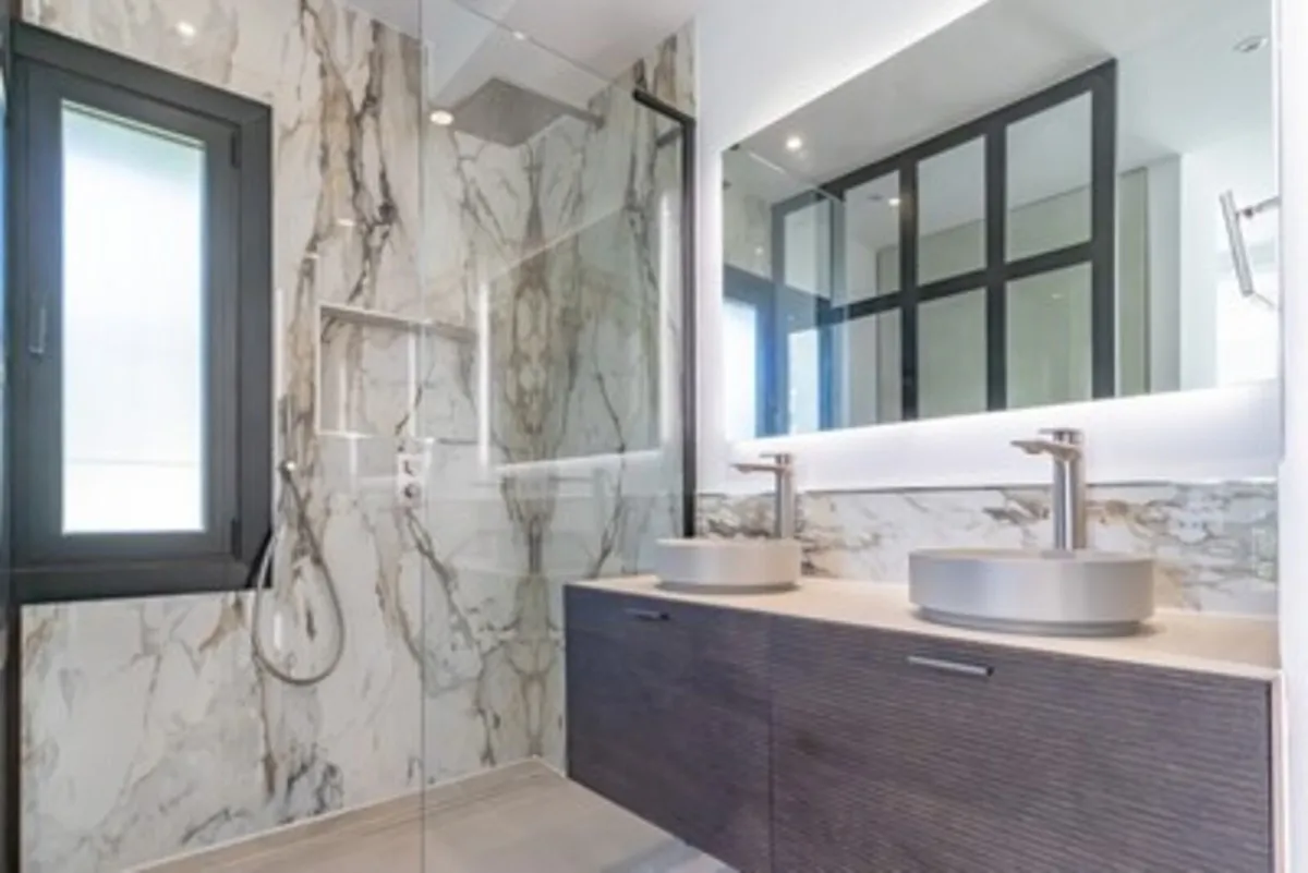 07d053ef-bc45-4037-bc6f-31dbf772909e