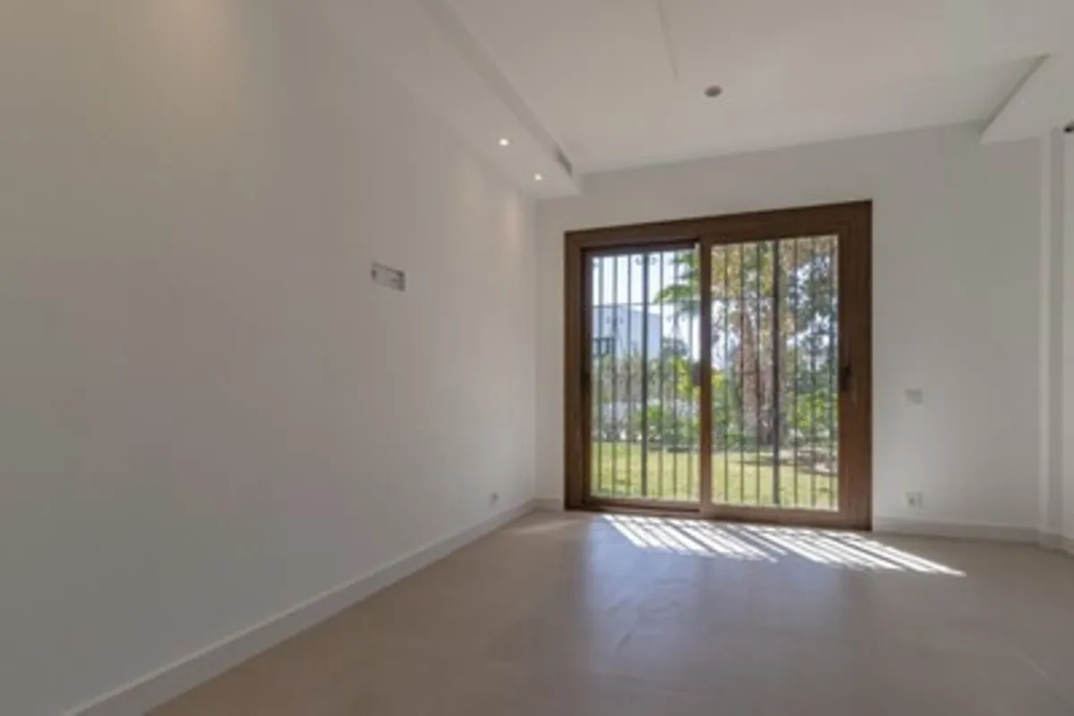 9fce2bf5-2161-4971-97ea-1e40caa507a8