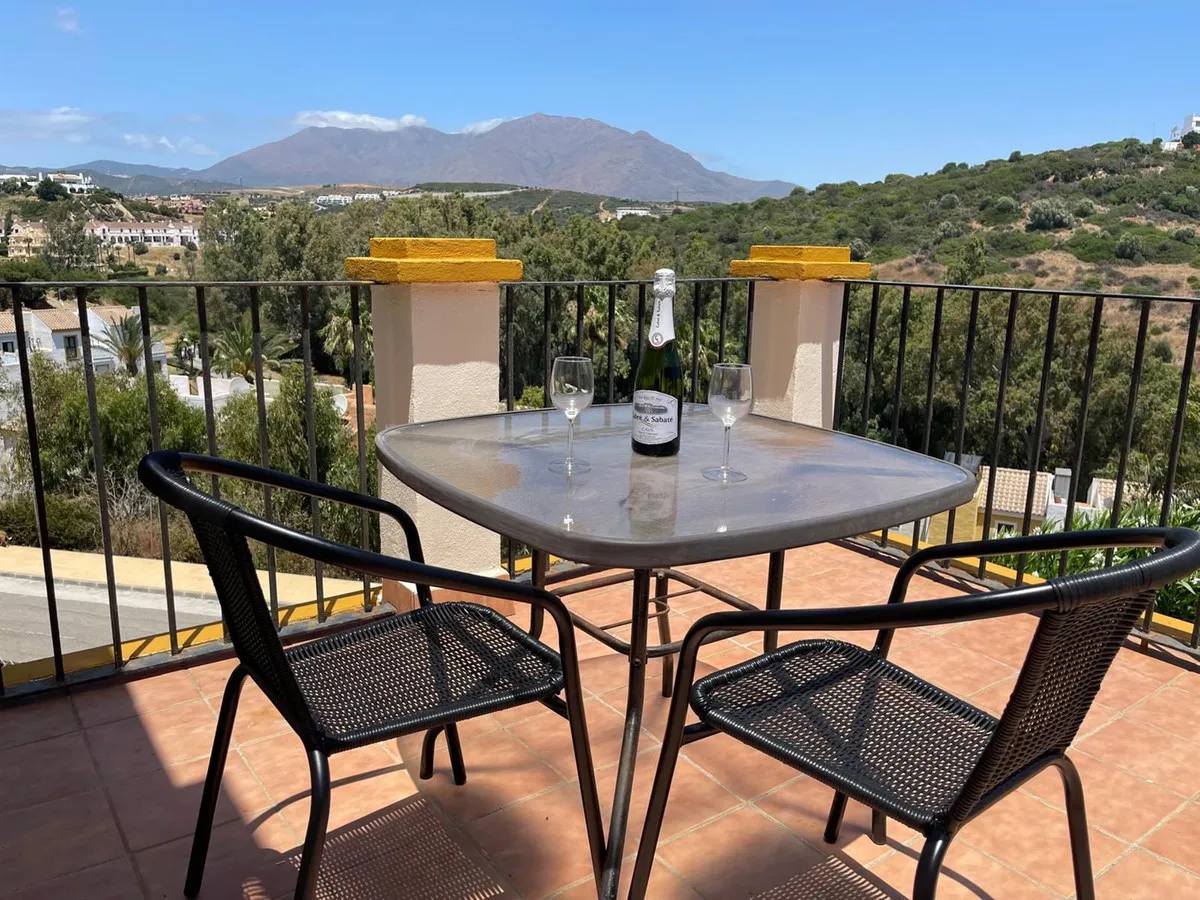 36b32102-1c18-4c07-901a-54984920525e