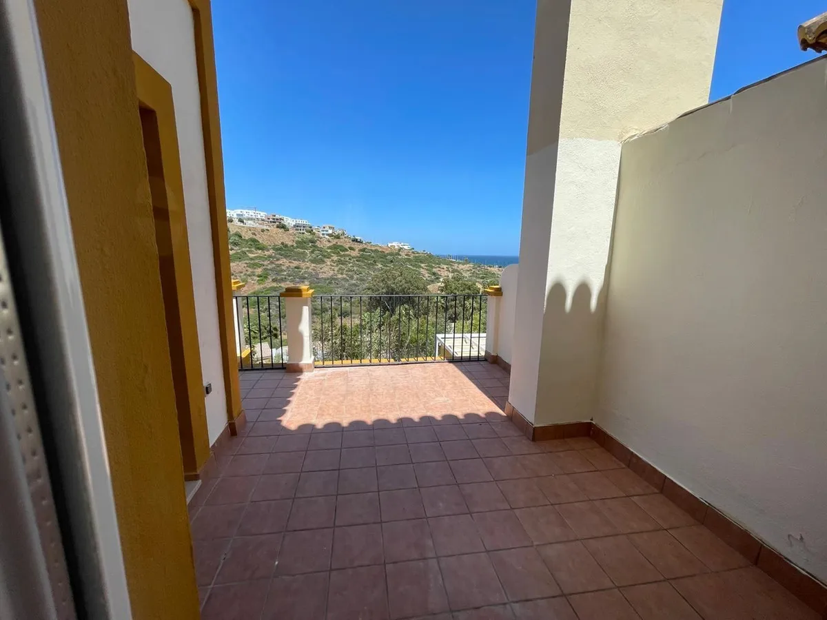 53ad3f4d-b90f-4293-8d44-320879a018cd