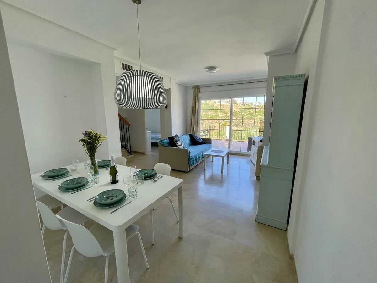 912c80ba-2f9c-4af8-aa6f-be4031849309