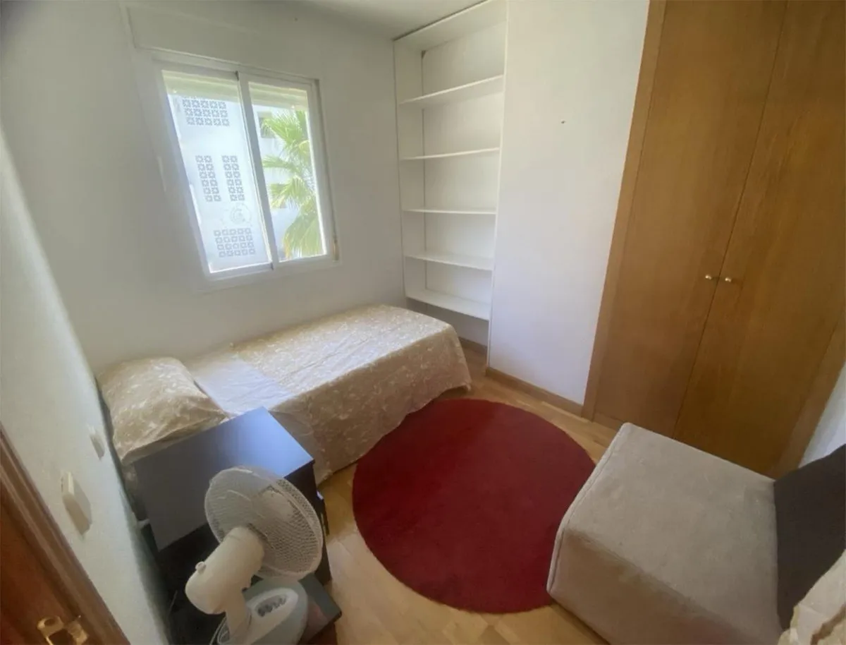 99c8e42e-fdd6-4a35-841f-1ea5ba40d02e