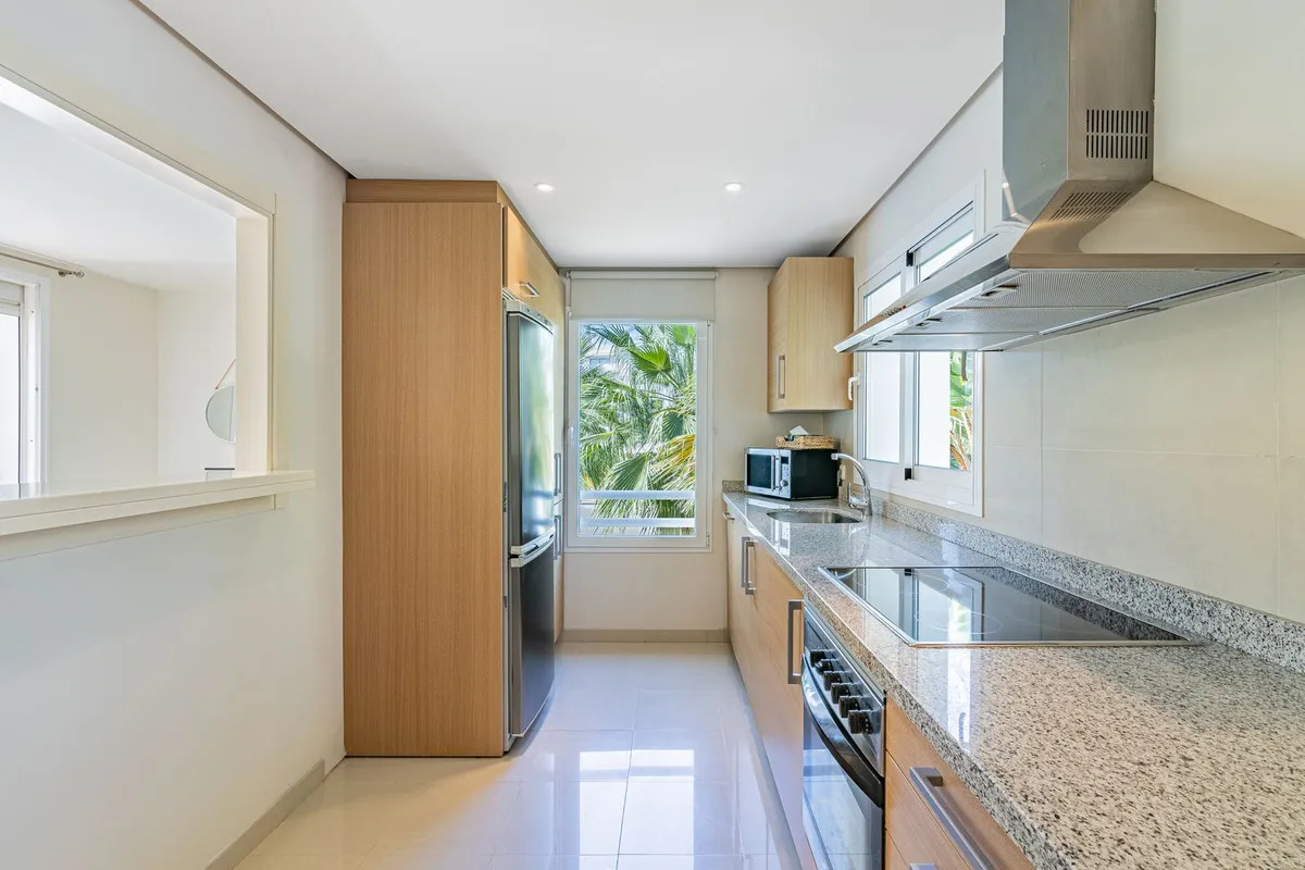 45e6c432-63d8-4871-9d3d-1645e2da868f