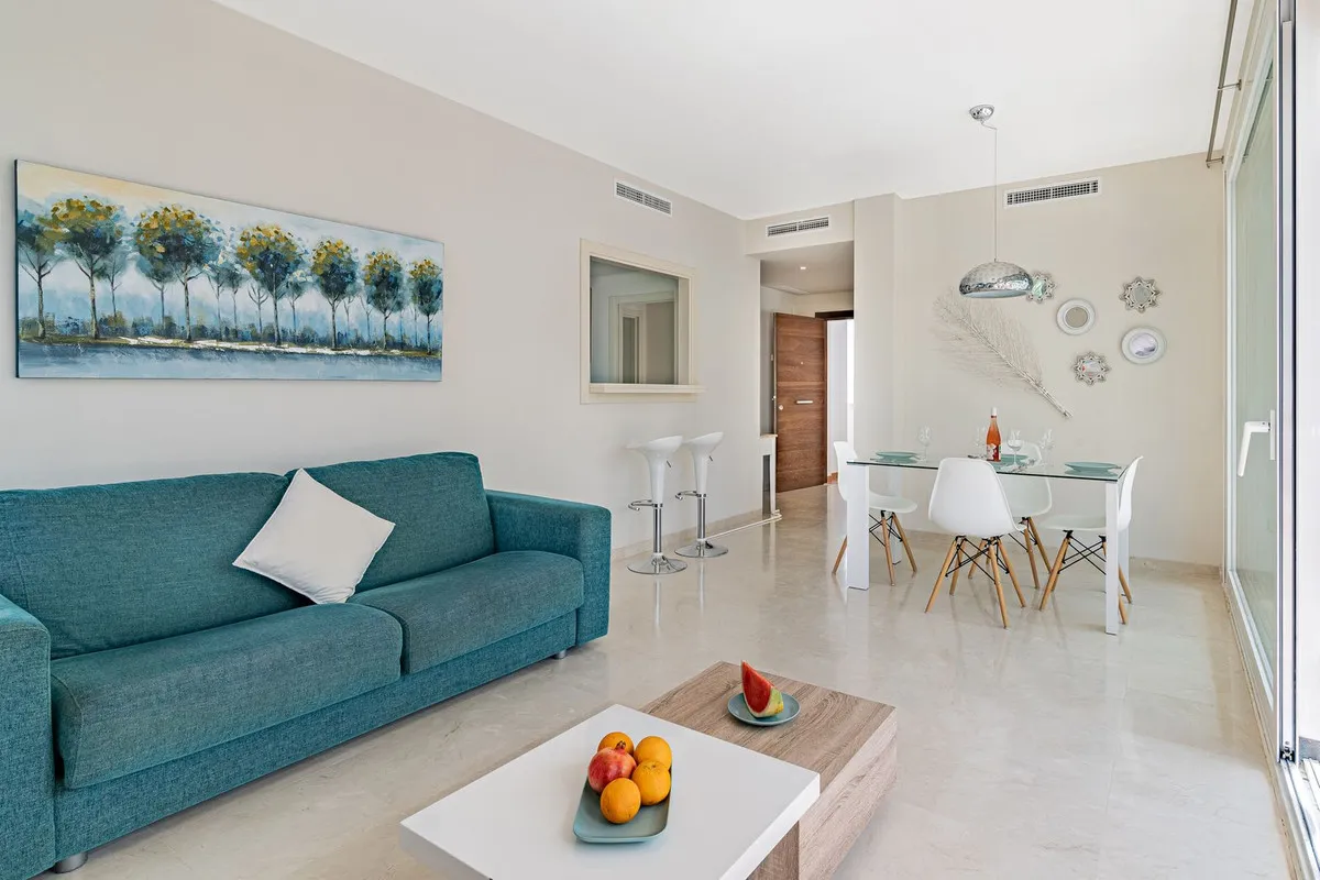 53e37dd9-cd69-4857-a1f8-a32a77b4432c