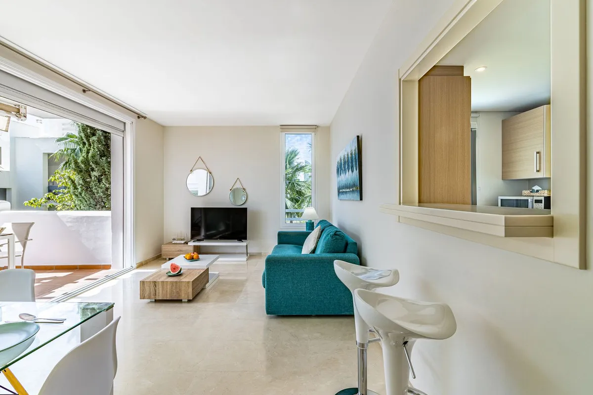 f1620b9e-b1f3-4bb5-891a-8dac06fef46f