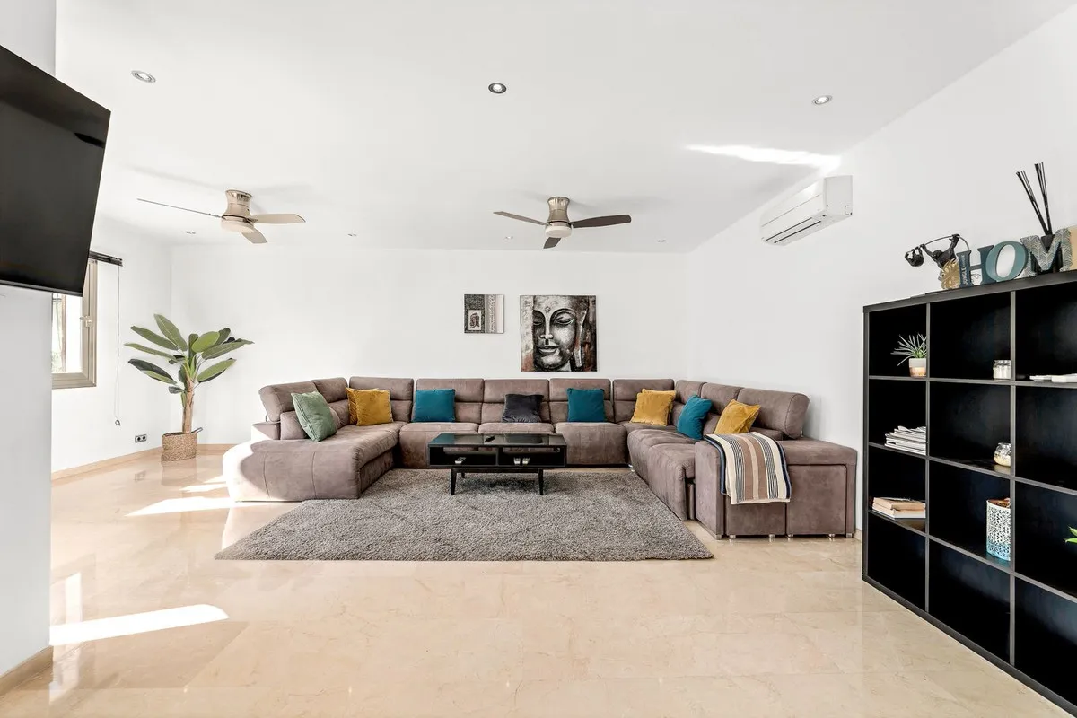 a5dd86bd-4bf9-46ed-9260-34d5f73c26a1