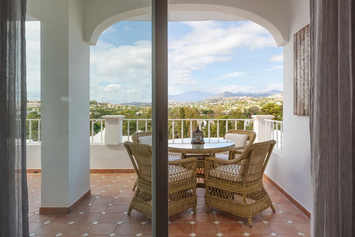 17fbffeb-142d-4071-973a-5b7bc7fa78d2