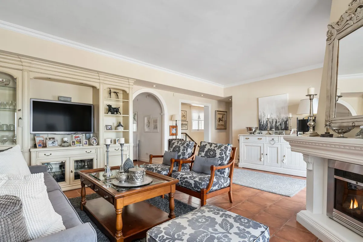 b36f3f39-5b17-4231-9b9e-379d252627f3