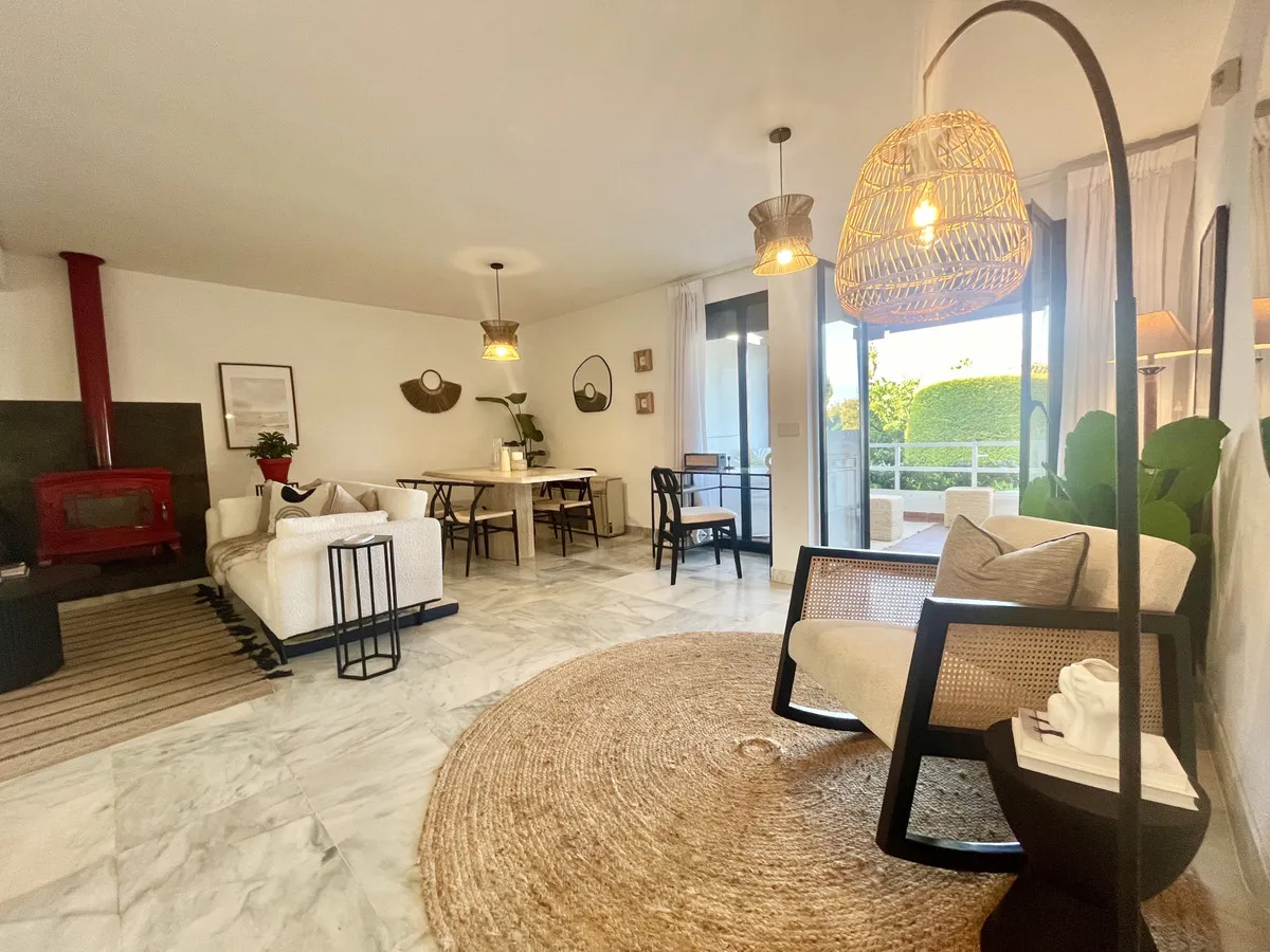 10b9f2f3-f000-4916-84b5-957933dd3487