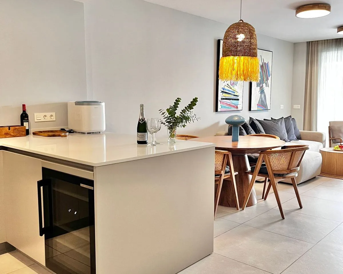 b3cf2f2c-45df-44e9-9669-a2ce86502834