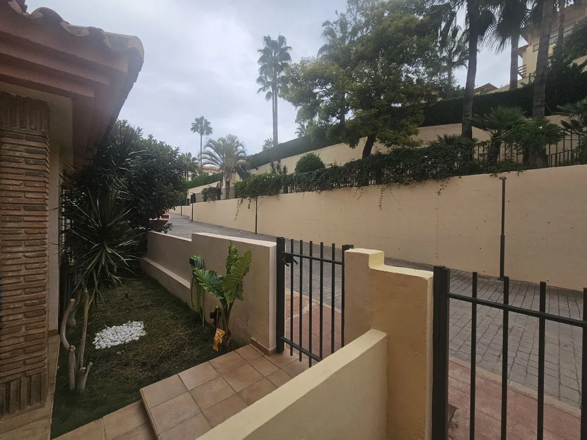 0bec2fa0-6091-4533-90be-a7015974b82c