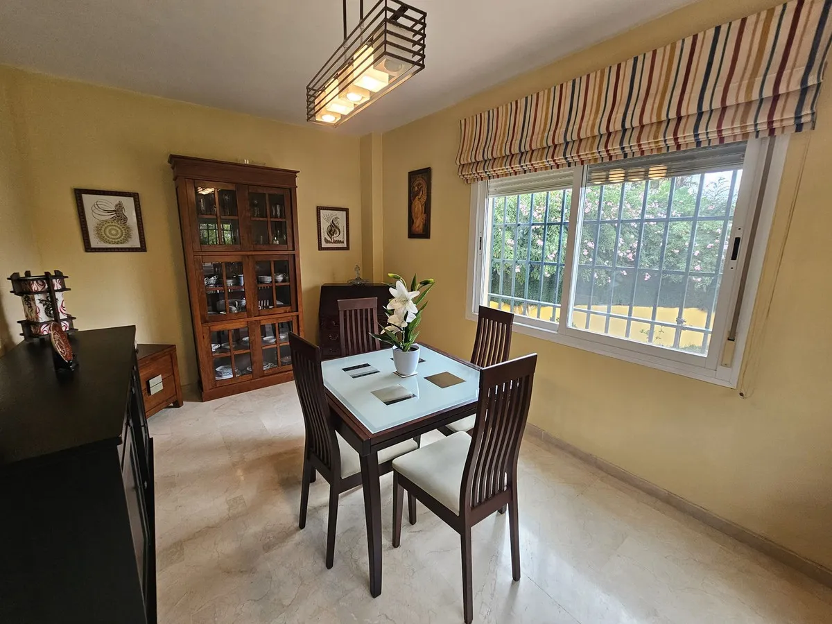 43229761-22d3-423e-b575-369729e6561a