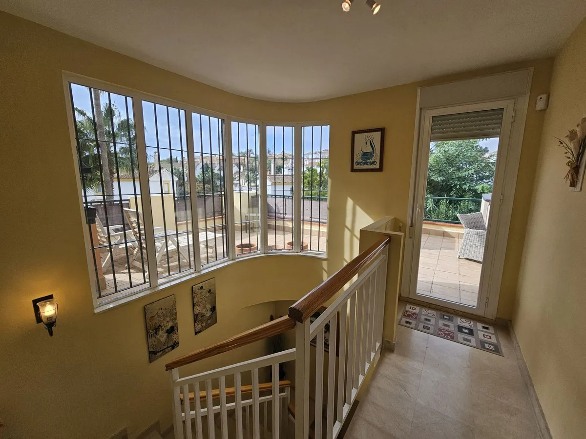 ab84f5e7-f92d-4e1a-a15c-6dfa53b90848