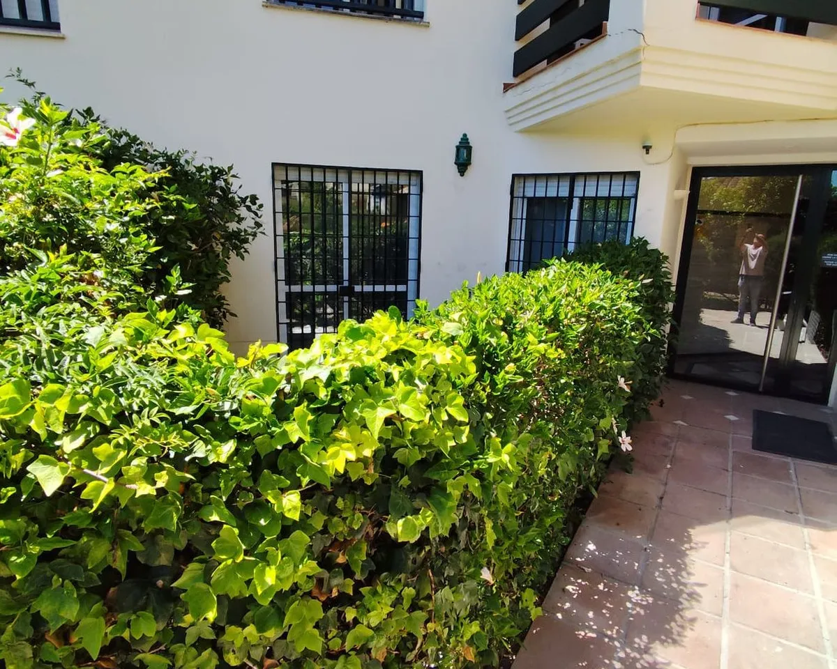 84f874c6-0c68-4c3f-a387-5a6ac25f5001