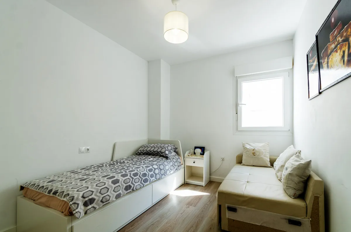 20f1614a-7a89-42a9-8275-49db67cc3d52