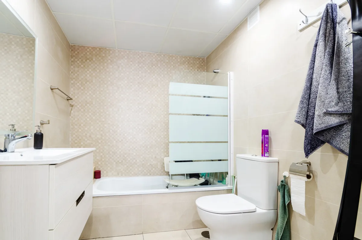 dc8d0905-f842-41e0-bde0-44549c7d4d15