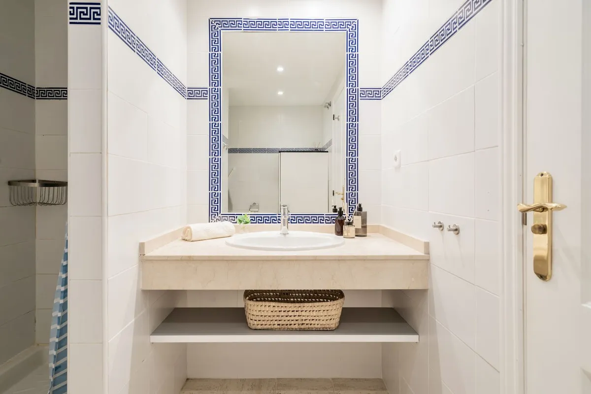 5744f354-7f3c-4a09-802e-30b69c633522