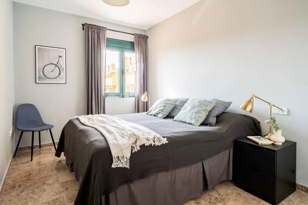 6b4ceccc-5d99-484d-8be8-23fc98fd5eef