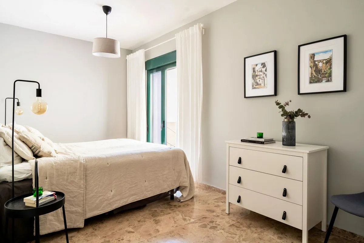 88d1cd6e-b640-443b-af92-c63421db8293