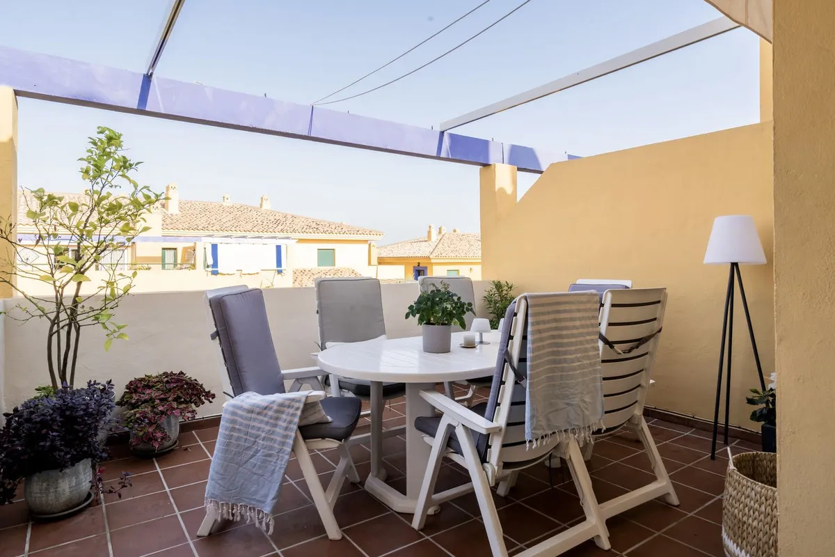 a61a25d6-2ed8-42c7-8f15-9512bd4d5947