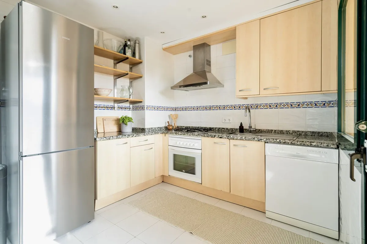 a6bd0eef-8e6a-4478-8e3b-a2267278fe15