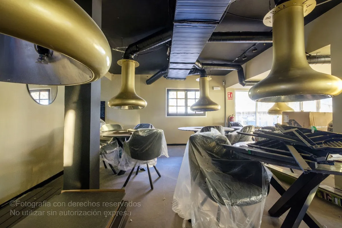 e135ef96-69e3-4cf8-8ea2-412b7210a093